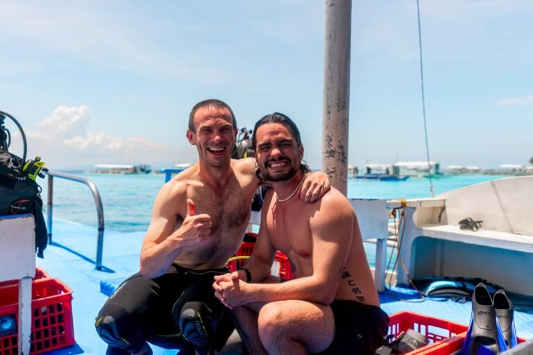 PADI DIVEMASTER Feature Img